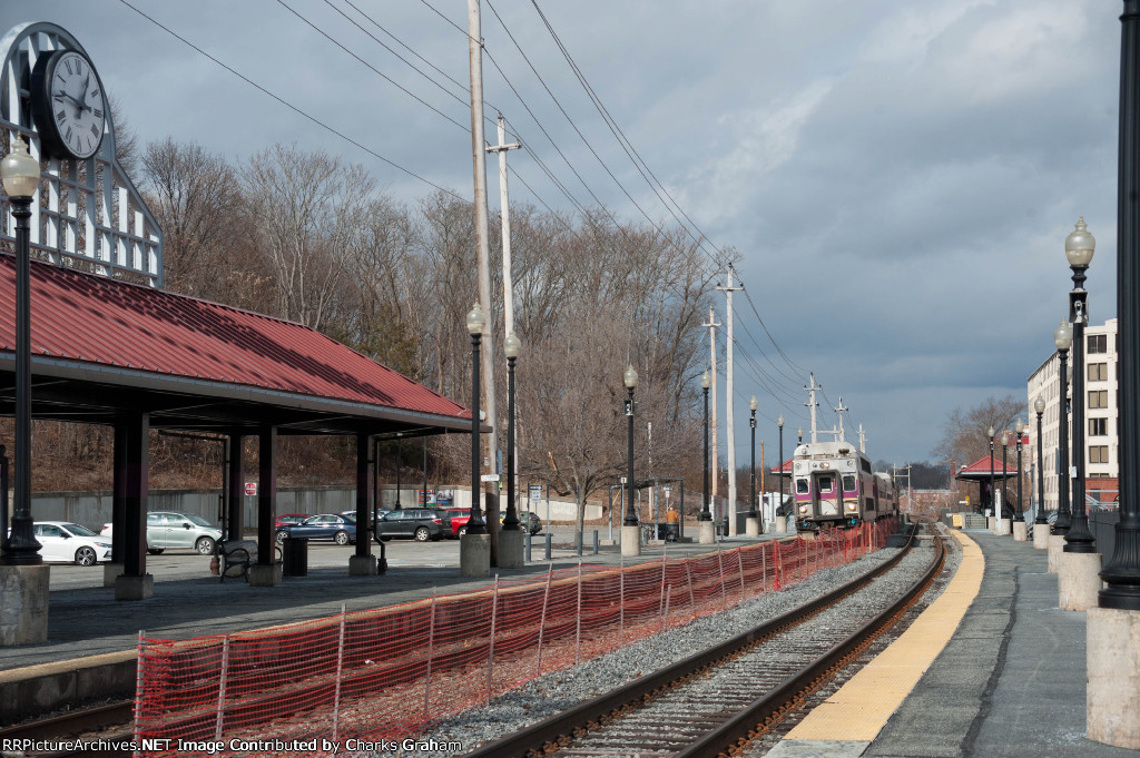 MBTA 1051 arriving at 12:46